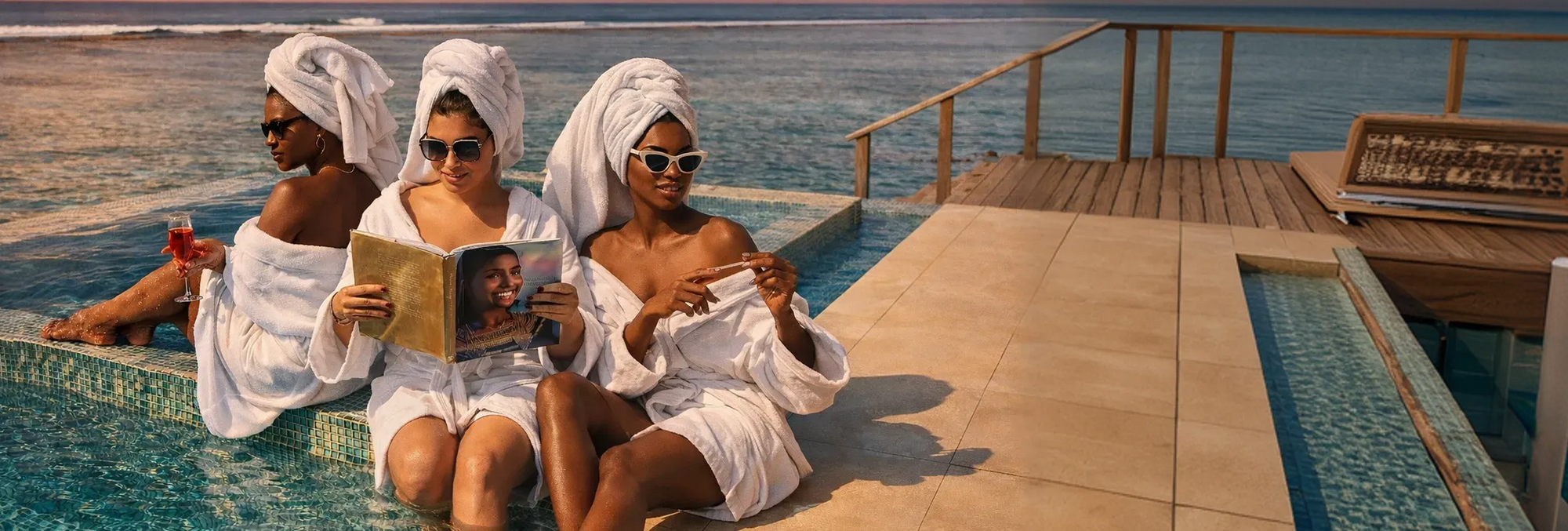 <p>Reveal Your Glow<br/>The Pure Tropix Way</p>